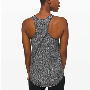 Lululemon Essential Tanktop